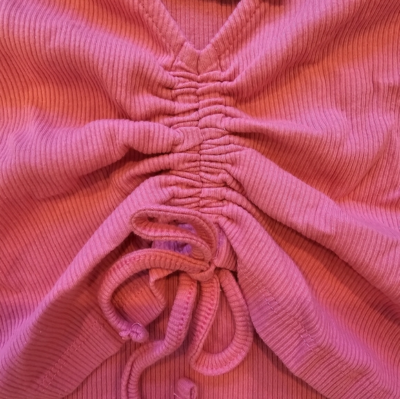 💥4 for $25💥 Zara Gathered Pink Crop Top - Picture 3 of 6